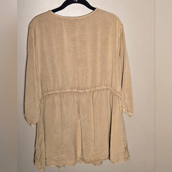 Studio West Embroidered Boho Cottagecore Chic Empire Waist Tunic, 1X - Picture 4 of 5